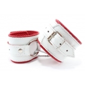 Бело-красные кожаные наручники с кольцом - БДСМ Арсенал - купить с доставкой в Москве