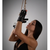 Черные высокие кожаные наручники для подвешивания - Crazy Handmade - купить с доставкой в Москве