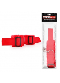 Красные меховые наручники на регулируемых черных пряжках - Notabu - купить с доставкой в Москве