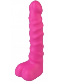 Ярко-розовый анальный стимулятор с мошонкой - 14 см. - Джага-Джага