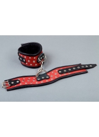 Фигурные красно-чёрные наручники с клёпками - Подиум - купить с доставкой #SOTBIT_REGIONS_UF_V_REGION_NAME#