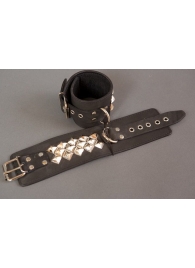 Широкие наручники с квадропуклями - Подиум - купить с доставкой #SOTBIT_REGIONS_UF_V_REGION_NAME#