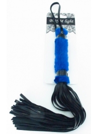 Нежная плеть с синим мехом BDSM Light - 43 см. - БДСМ Арсенал - купить с доставкой в Москве