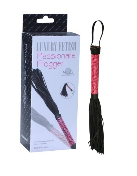 Аккуратная плетка с розовой рукоятью Passionate Flogger - 39 см. - Erokay - купить с доставкой в Москве