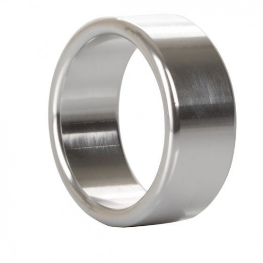 Серебристое эрекционное кольцо Alloy Metallic Ring Medium - California Exotic Novelties - в Москве купить с доставкой
