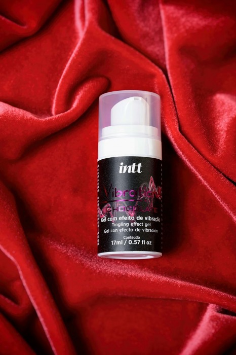 Жидкий массажный гель VIBRATION Chocolate с шоколадным ароматом и эффектом вибрации - 17 мл. - INTT - купить с доставкой в Москве