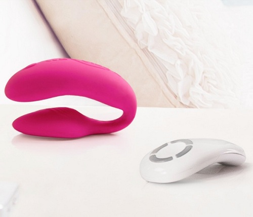 Розовый вибромассажёр для двоих We-Vibe 4 - We-vibe