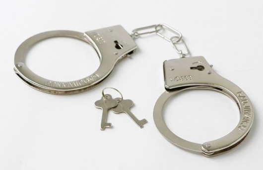 Серебристые наручники с ключиками - Сима-Ленд - купить с доставкой в Москве