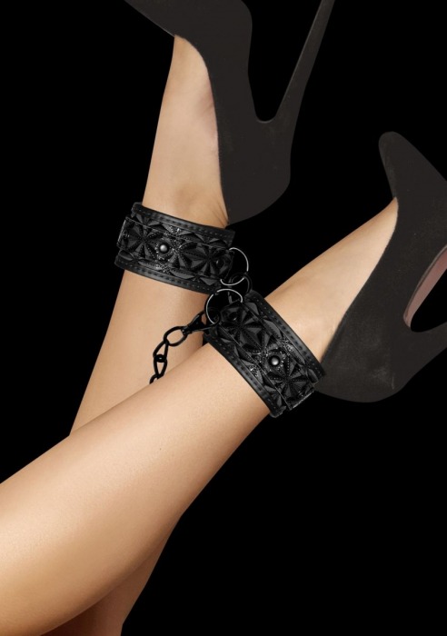 Черные поножи Luxury Ankle Cuffs - Shots Media BV - купить с доставкой в Москве
