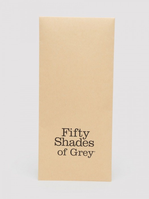 Черный кожаный флоггер Bound to You Faux Leather Flogger - 63,5 см. - Fifty Shades of Grey - купить с доставкой в Москве