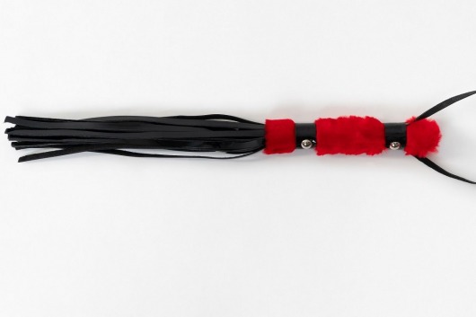 Многохвостовый черный лаковый флогер с красной ручкой - 44 см. - Джага-Джага - купить с доставкой в Москве