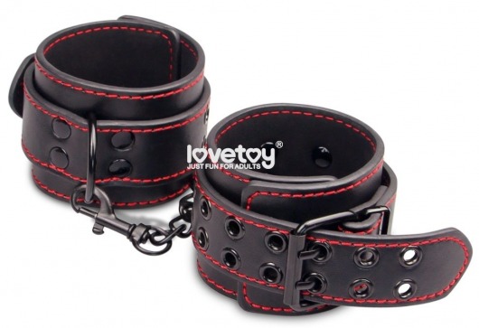 Черные наручники Bondage Fetish Pleasure Handcuffs с контрастной строчкой - Lovetoy - купить с доставкой в Москве