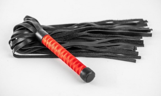 Черная кожаная плеть с красной ручкой - 50 см. - БДСМ Арсенал - купить с доставкой в Москве