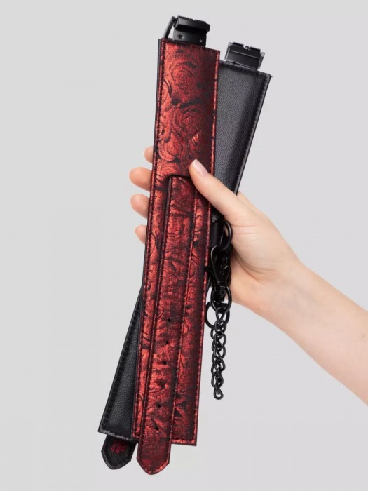 Красно-черные оковы Reversible Faux Leather Ankle Cuffs - Fifty Shades of Grey - купить с доставкой в Москве