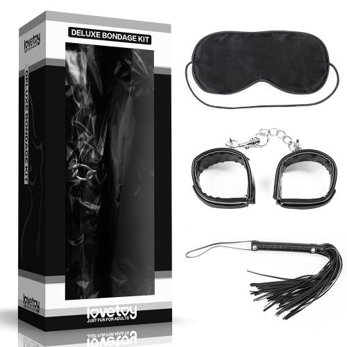 БДСМ-набор Deluxe Bondage Kit для игр: маска, наручники, плётка - Lovetoy - купить с доставкой в Москве
