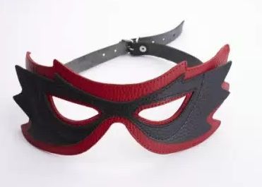 Чёрно-красная маска с прорезями для глаз - Sitabella - купить с доставкой в Москве