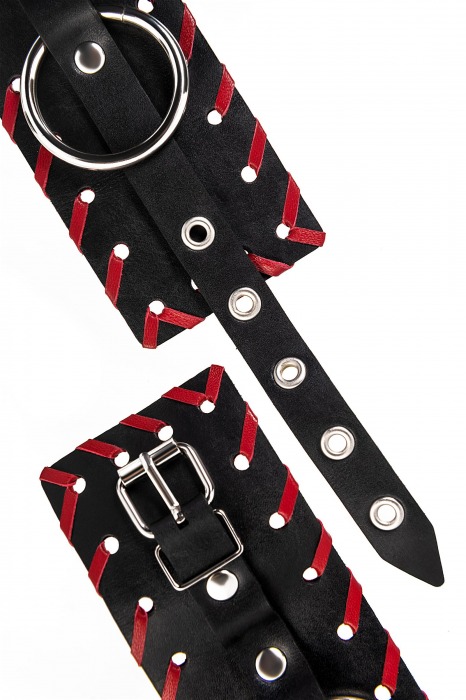 Черно-красные наручники из натуральной кожи - Pecado - купить с доставкой в Москве