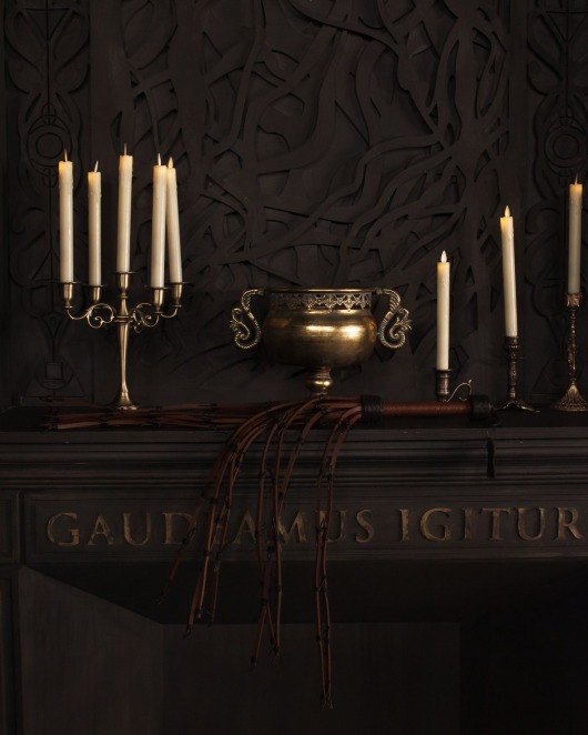 Коричневый флоггер Scandal из натуральной кожи - 78 см. - Scandal - купить с доставкой в Москве