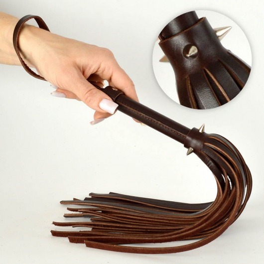 Коричневая кожаная мини-плеть с шипами - 40 см. - Sitabella - купить с доставкой в Москве