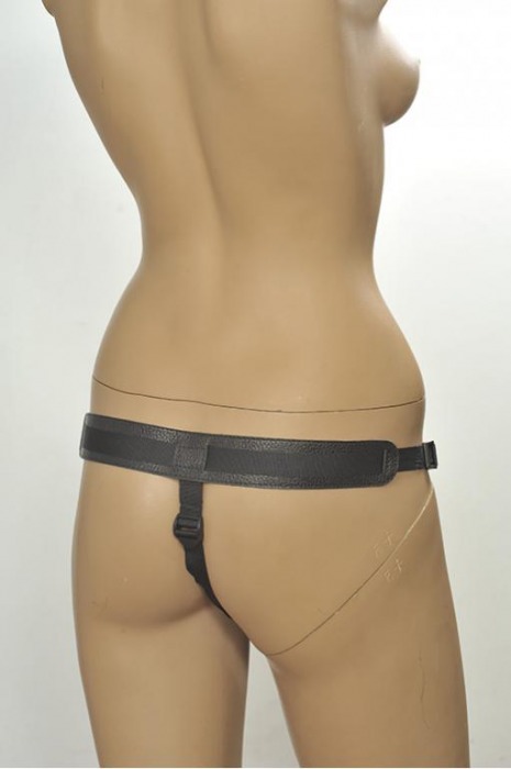 Чёрные трусики для фиксации насадок кольцом Kanikule Leather Strap-on Harness  Anatomic Thong - Kanikule - купить с доставкой в Москве