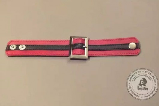 Красно-чёрный браслет с прямоугольной пряжкой - Подиум - купить с доставкой в Москве