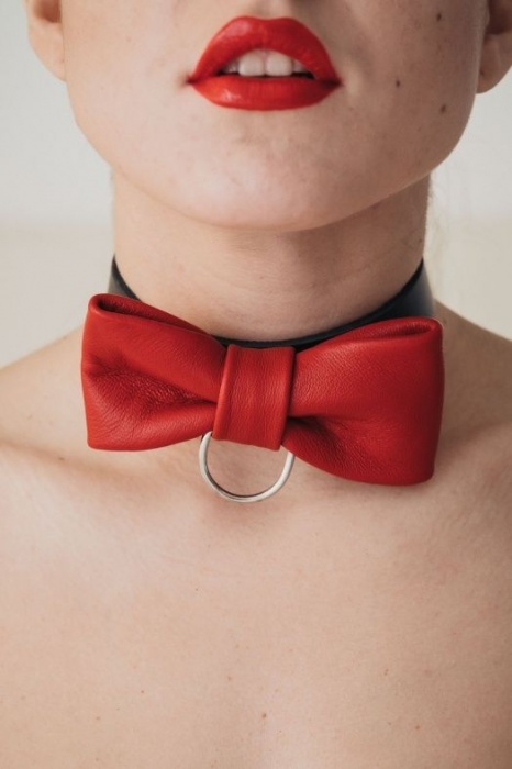 Эффектный ошейник с бабочкой - БДСМ Арсенал - купить с доставкой в Москве