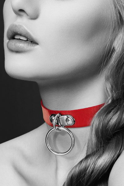 Красный узенький чокер с кольцом - Bijoux Pour Toi - купить с доставкой в Москве