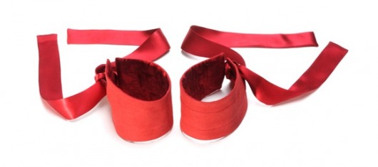 Красные шелковые наручники Etherea (LELO) - Lelo - купить с доставкой в Москве